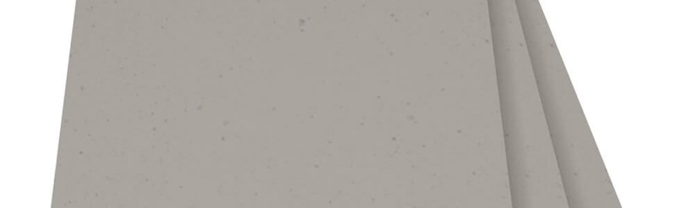 Le revêtement en chamotte de la cheminée assure une isolation adéquate. Le revêtement en chamotte de la cheminée assure une isolation adéquate.